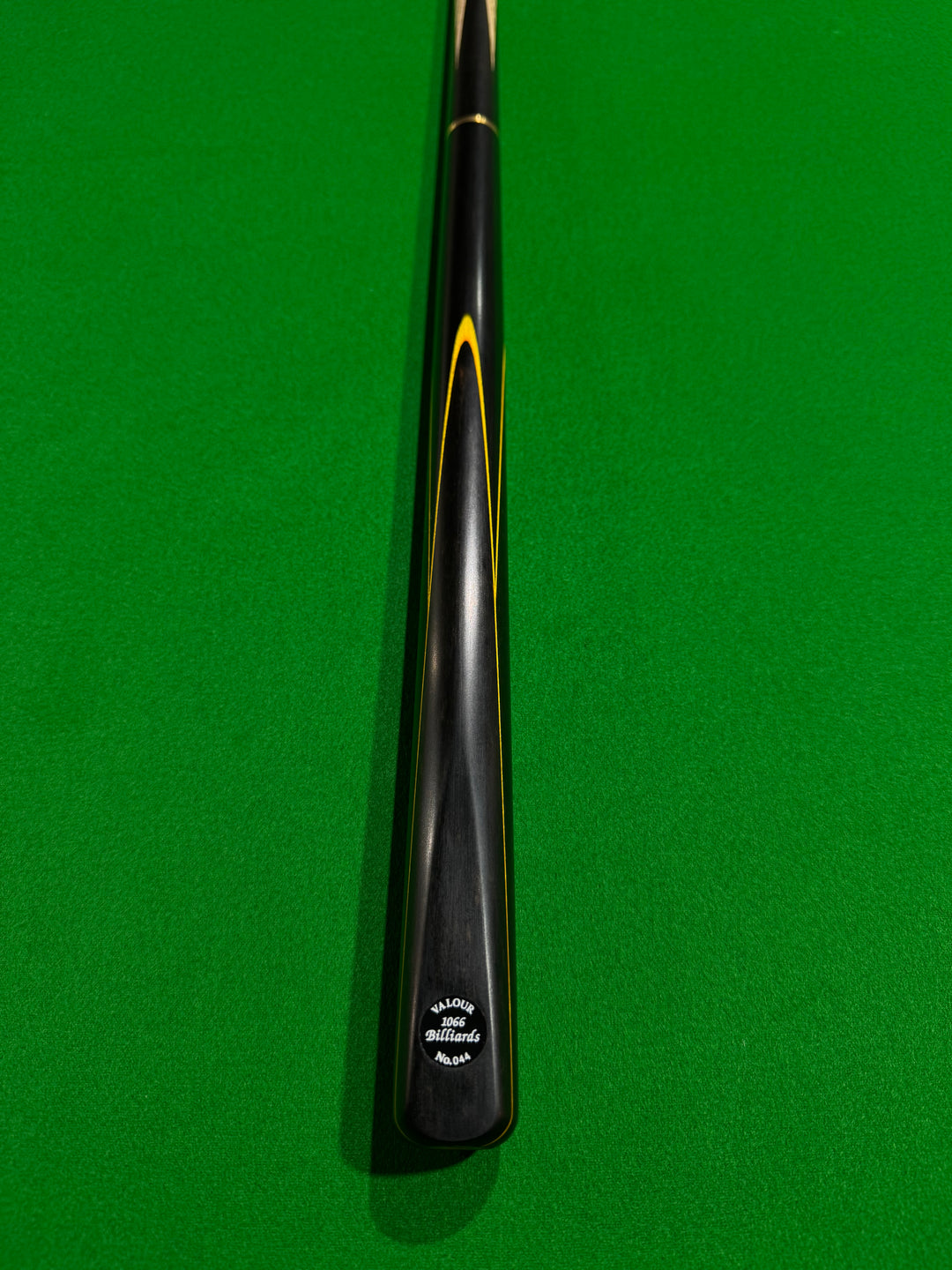 1066 Billiards Valour 044 – 3/4 – 9.5mm – 59" – 17.8oz