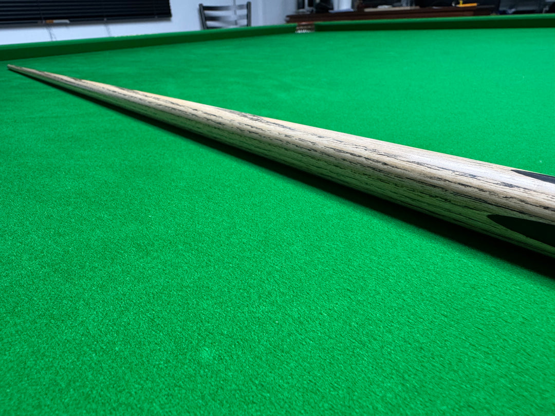 Eagle Cues – Limited Edition – Pro Shaft 1