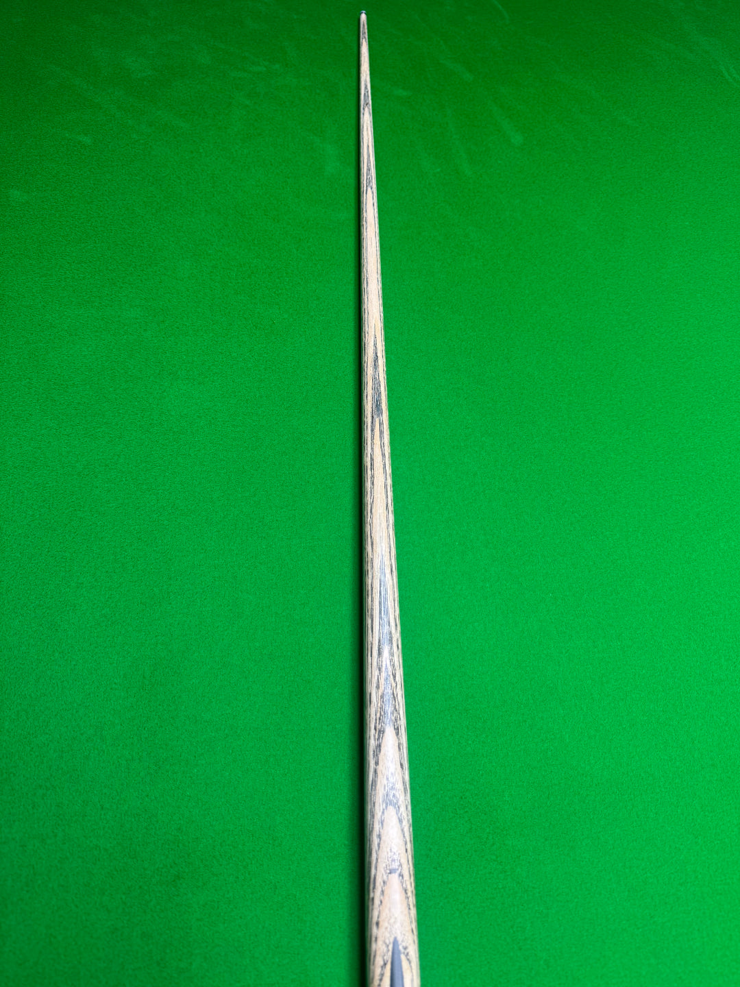 Eagle Cues Ultimate 2035 – 8.2mm – TI Ferrule – 57.5" – 17.6oz