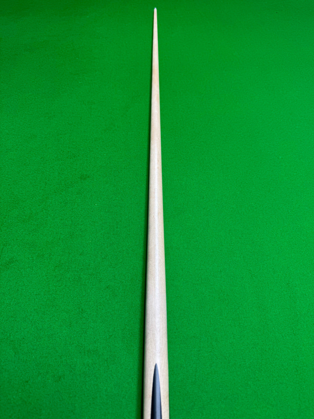 Eagle Cues Ultimate 2033 – 8.2mm – TI Ferrule – 58.75" – 17.7oz