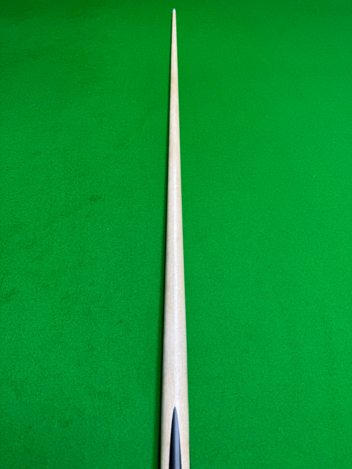 Eagle Cues Ultimate 2033 – 8.2mm – TI Ferrule – 58.75" – 17.7oz