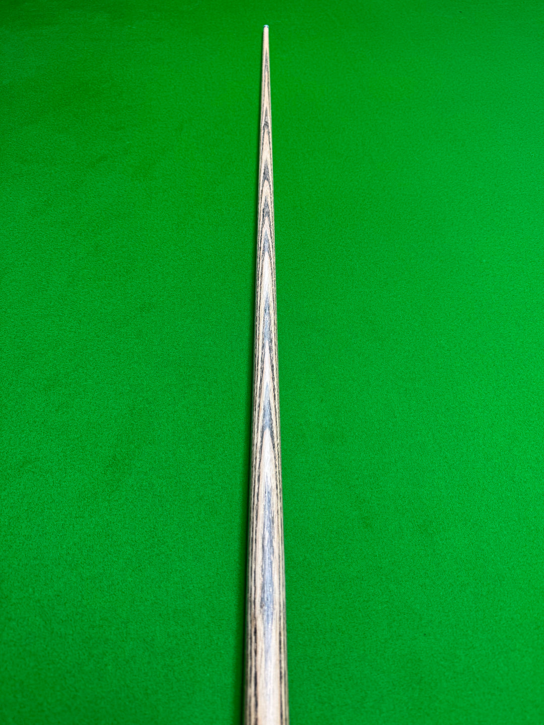 Eagle Cues Ultimate 2045 – 8.9mm – 57" – 18.2oz