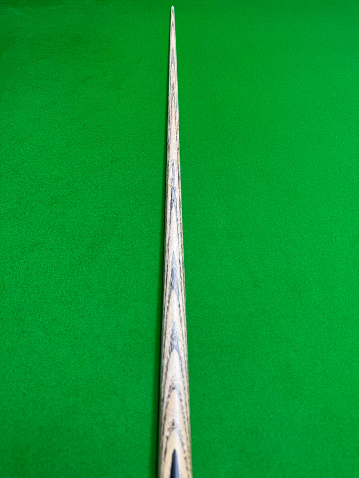 Eagle Cues Ultimate 2049 – 8.4mm – 57.5" – 17.6oz