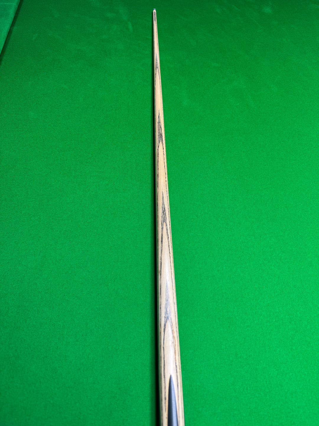 Eagle Cues Ultimate 2037 – 8.7mm – TI Ferrule – 57" – 17.9oz