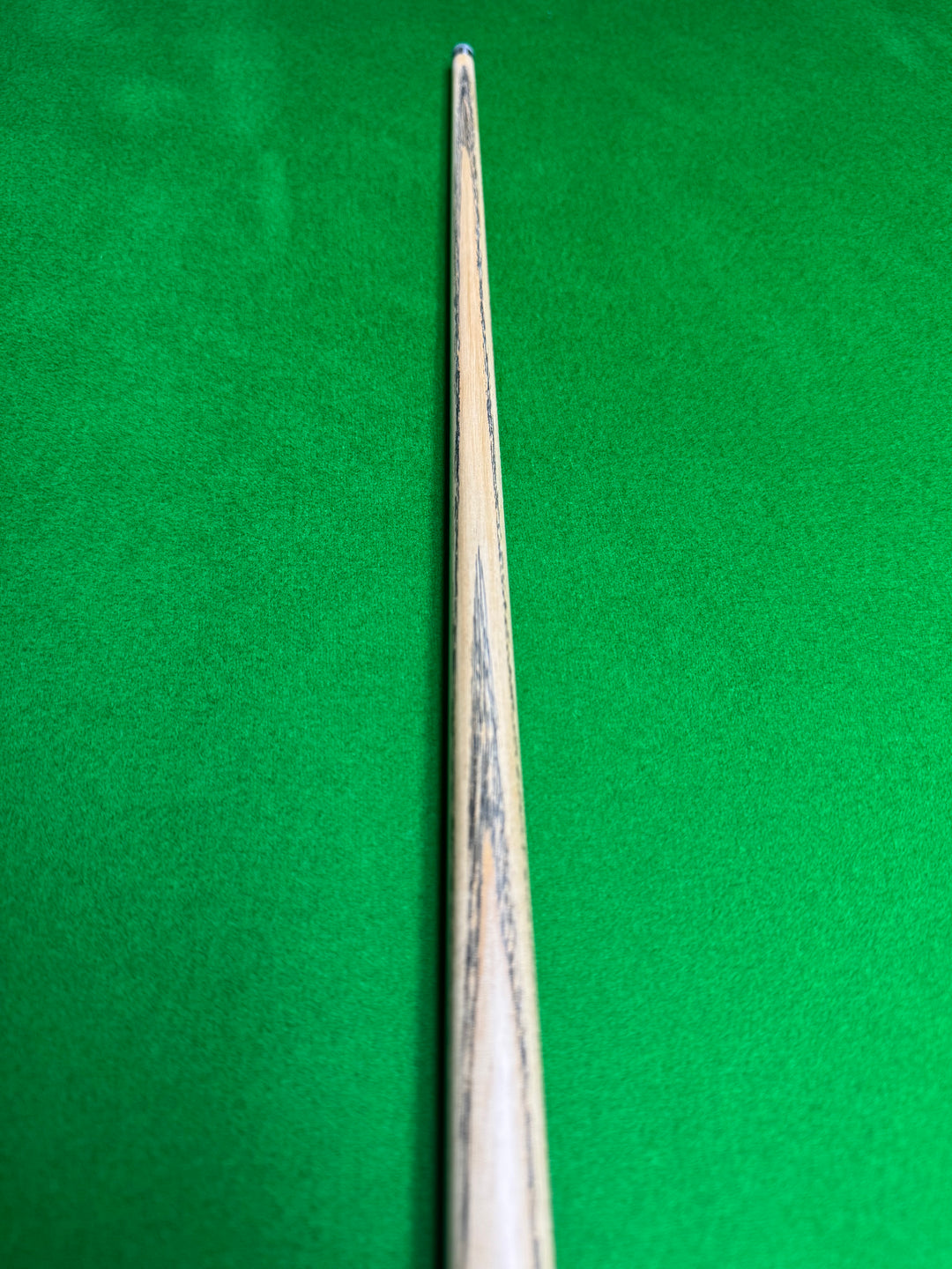 Eagle Cues Ultimate 2037 – 8.7mm – TI Ferrule – 57" – 17.9oz