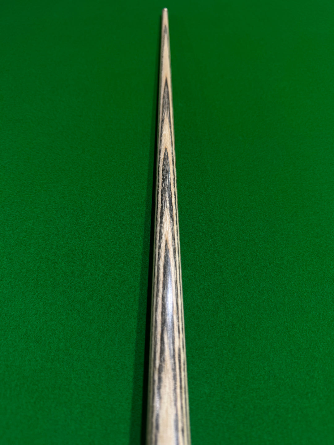 EAGLE CUES ULTIMATE 2199 – 1PC – 9.8MM – 57.5" – 17.6OZ