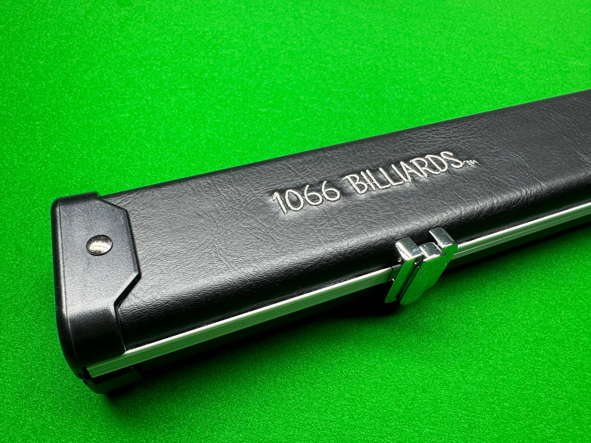 1066 Billiards Halo Cue Case Classic Black