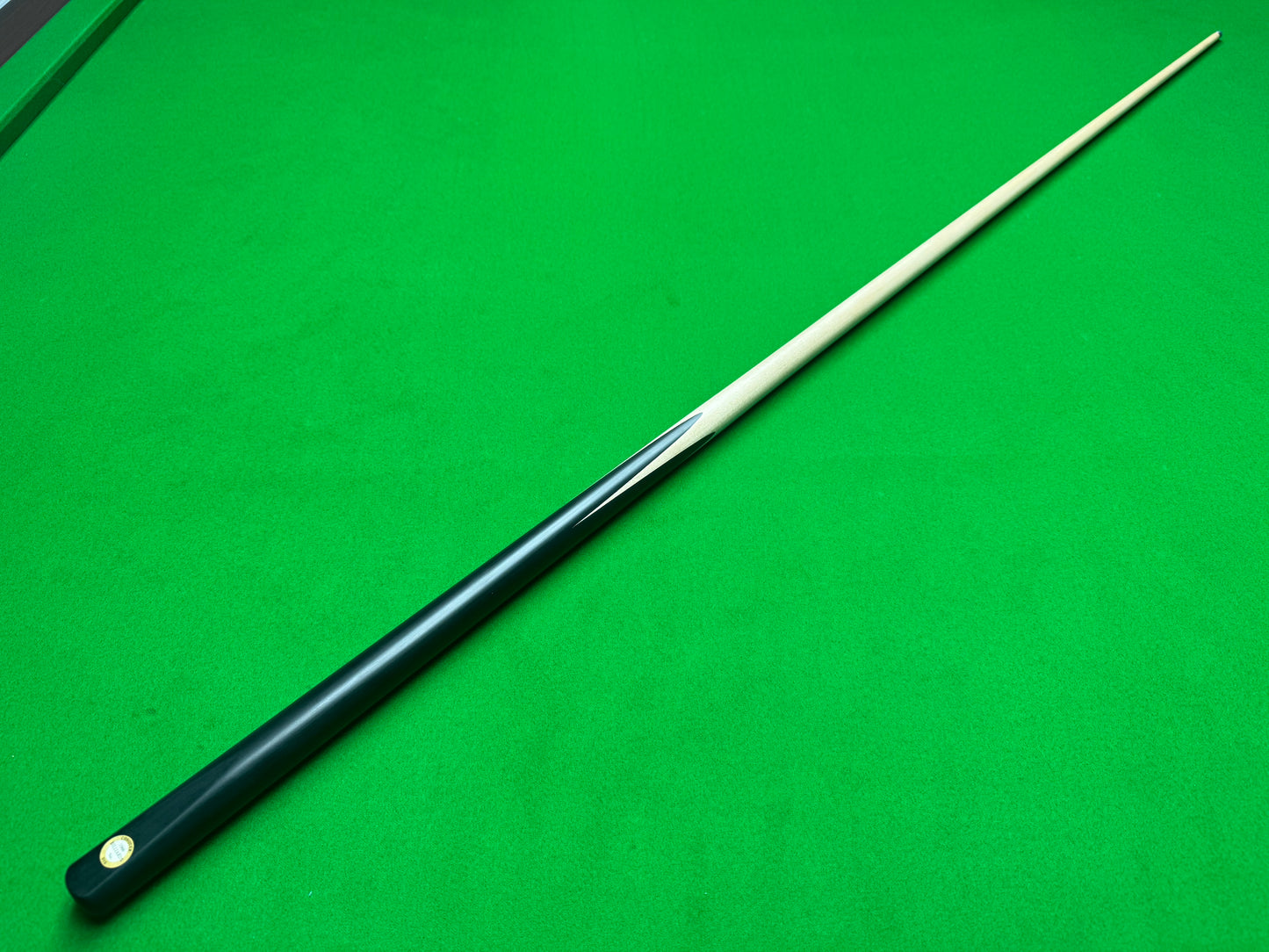 1066 BILLIARDS CONQUER 018 - 1PC - 9.5MM - TI - 57" - 17.5OZ